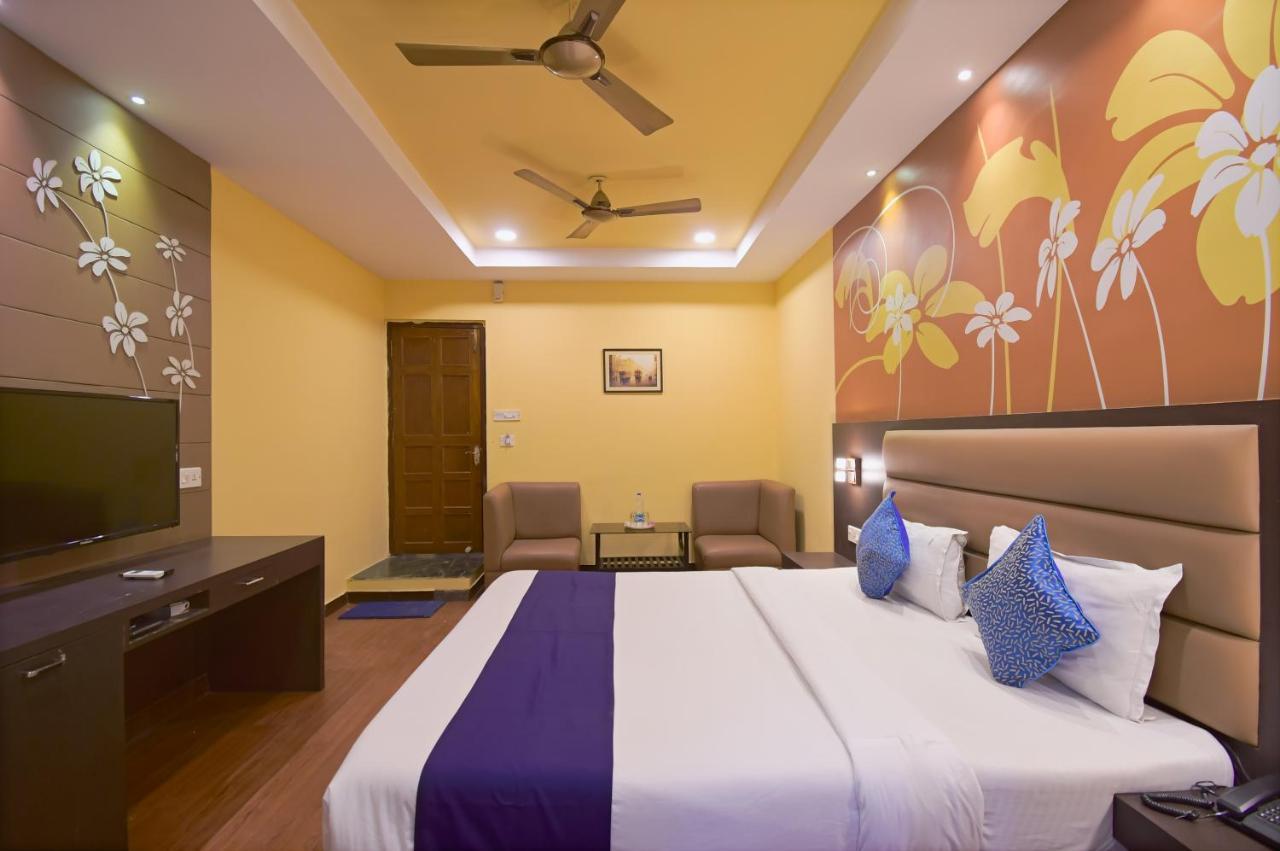 Hotel Jingle Inn โกลกาตา ภายนอก รูปภาพ