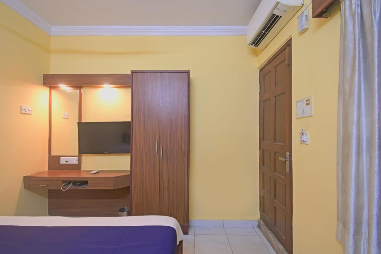 Hotel Jingle Inn โกลกาตา ภายนอก รูปภาพ